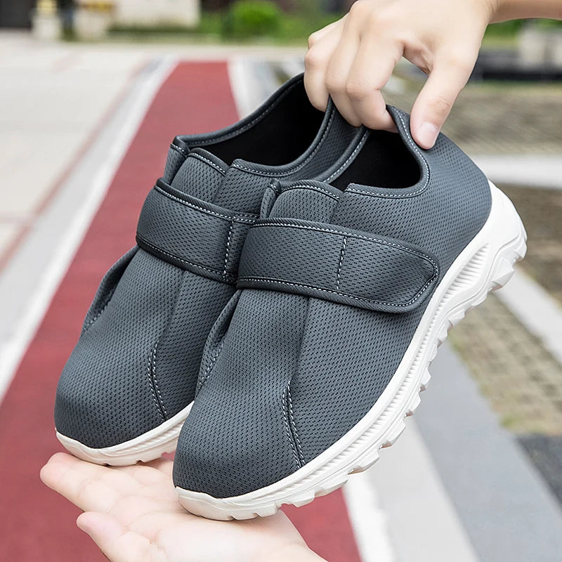 Pantofi Ortopedici Bărbați OrtoPas® Extra Fit – Închidere Reglabilă cu Scai & Calapod Lărgit (Mărimi 36-47)